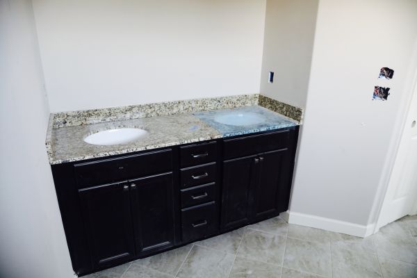 Granite Bathroom Remodeling in Snohomish